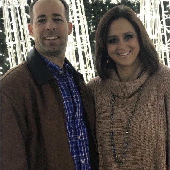 Meet your Posher, Debbie - Picture 4 of 16